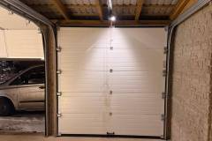 Brama-garazowa-segmentowa-montaz-zamowionej-bramy-wind-eco